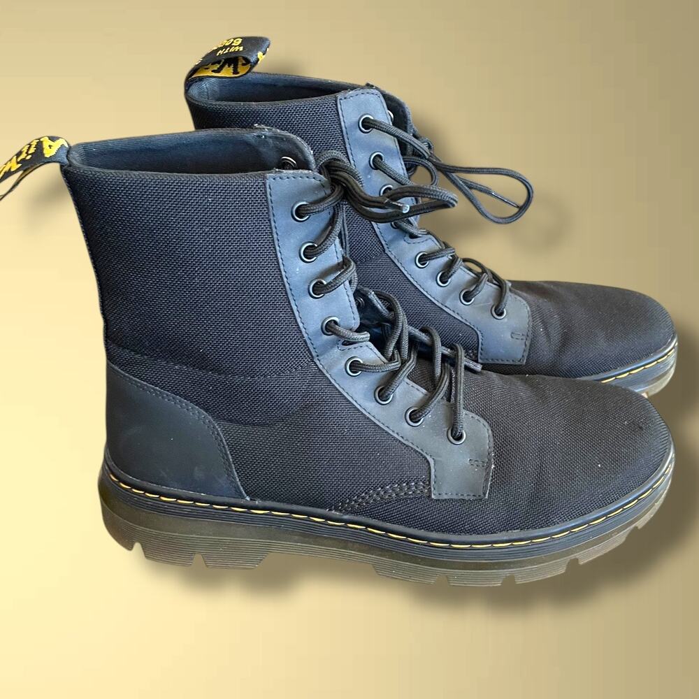 Like New! Dr. Martens Combs Combat Black Boots